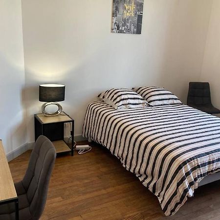 L'Appartement De Moliere N°3 Montluçon Kültér fotó